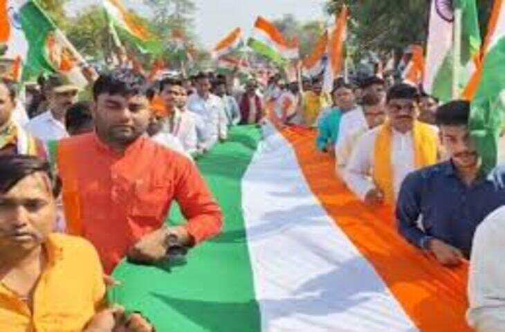 सैनिकों के सम्मान में उदयपुर में निकली तिरंगा यात्रा, वीडियो में देखें देशभक्ति के रंग में रंगा कस्बा 