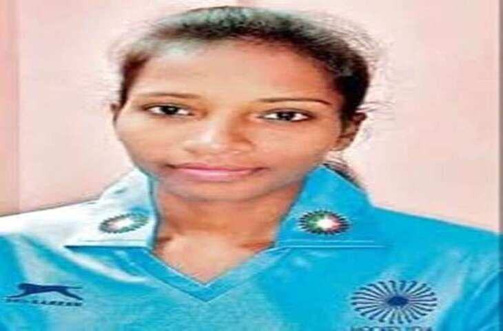 Jharkhand की ओलंपियन निक्की प्रधान ने 150वां इंटरनेशनल कैप हासिल किया, कभी हॉकी स्टिक तक खरीदने को पैसे नहीं थे !
