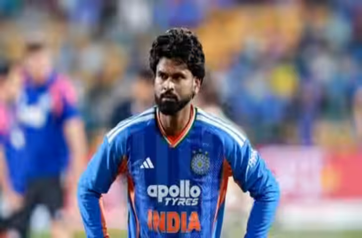 IND vs NZ 2nd T20 Live : भुवनेश्वर कुमार की 4 साल बाद शानदार वापसी, पावरप्ले में न्यूजीलैंड के 3 विकेट गिरे