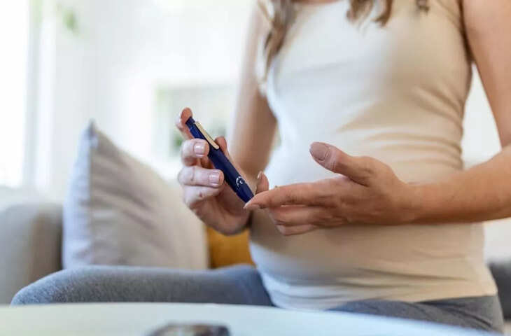 प्रेगनेंसी में क्यों बढ़ जाता है डायबिटीज का जोखिम? एक्सपर्ट ने बताया कारण और बचाव के तरीके