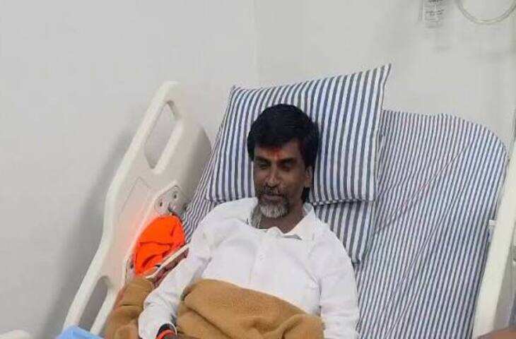 मनोज जरांगे पाटील की बिगड़ी तबीयत, मेडिकल टीम को लौटना पड़ा खाली हाथ; मुंबई कूच के ऐलान से बढ़ी हलचल