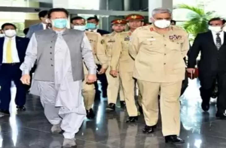 ISI chief की नियुक्ति को लेकर Imran और सेना प्रमुख के बीच बढ़ रही तनातनी