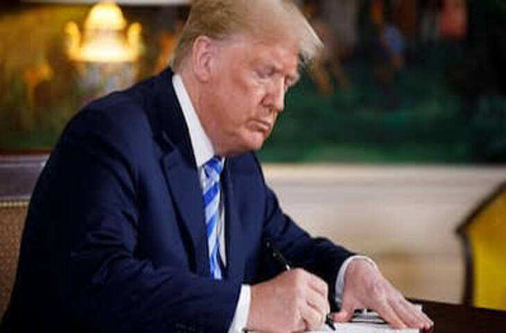 Trump Russia Sanctions: भारत पर 100% टैरिफ का खतरा क्यों? ट्रंप के नए कानून से समझें पूरा मामला