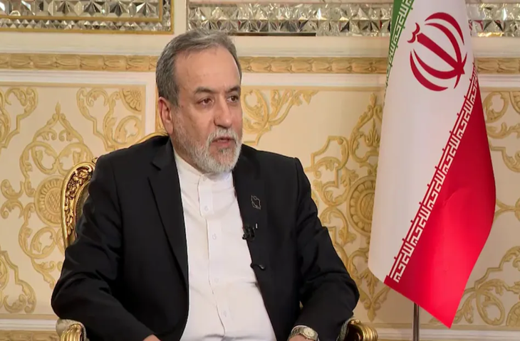 जंग के बीच&nbsp;ईरान में बड़ा सियासी भूचाल! Abbas Araghchi जैसे नेताओं को किनारे कर अचानक बदली सत्ता