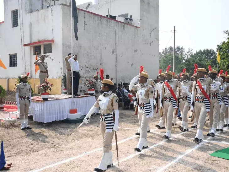 बारां में 58 नवनियुक्त होमगार्ड स्वयंसेवकों का प्रशिक्षण पूरा, महिला स्वयंसेवक काली भील ने किया परेड का नेतृत्व