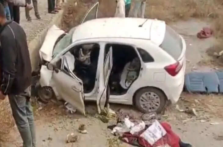 अलवर में सड़क हादसा: खाटूश्याम मंदिर से लौट रही कार बॉक्स कल्वर्ट में जा घुसी, एक की मौत, चार घायल