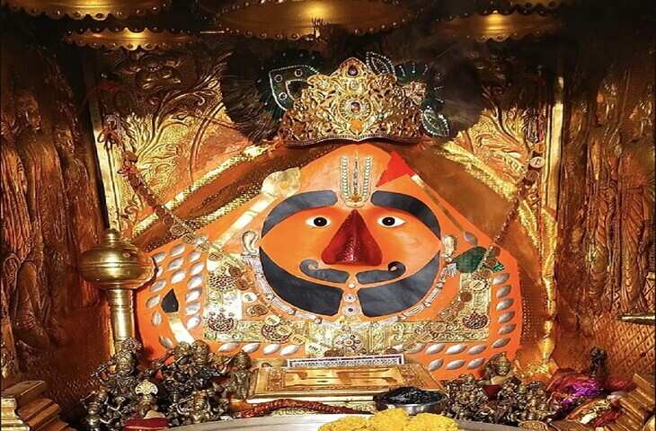 1754 की वो मूर्ति आज भी बदलती है चेहरा? इस वायरल वीडियो में सामने आया सालों से छिपा रहस्य&nbsp;