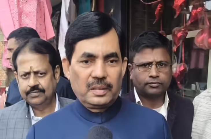 पूर्व केंद्रीय मंत्री शाहनवाज हुसैन सहरसा पहुंचे, भाजपा नेता शशि शेखर सम्राट के पुत्र के मुंडन कार्यक्रम में शामिल