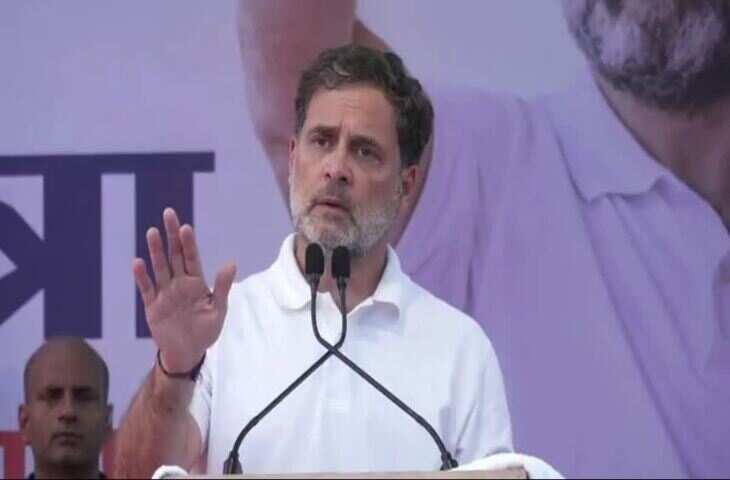 दिल्ली में जुटे Congress के एससी-एसटी सांसद, 3 प्रमुख नेताओं के शामिल न होने से गरमाई राजनीति