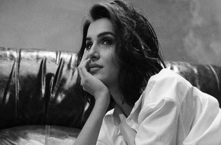 तारा सुतारिया पैपराजी पर भड़कीं, कैमरा हटाते हुए बोलीं- दूरी बनाए रखें; वीडियो सोशल मीडिया पर वायरल