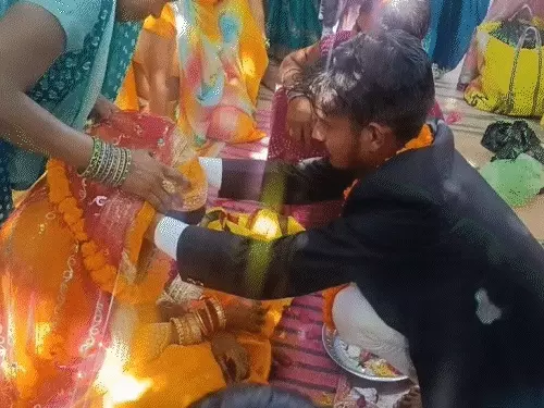 सुहागरात पर दूल्हा-दुल्हन की मौत, कमरे में मिली दोनों की लाशें