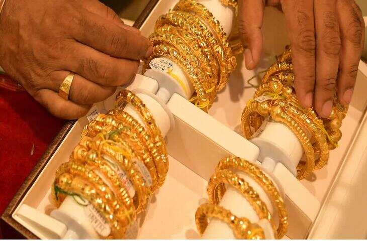 Gold Price: 11 जुलाई को सोने की नई कीमतें जारी, खरीदने से पहले जान लें 22K और 24K गोल्ड का ताजा रेट