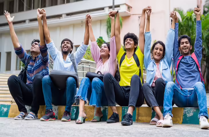 सरकारी नौकरी अलर्ट: UP में 2700 से ज्यादा पदों पर वैकेंसी, PET क्वालिफाइड उम्मीदवारों के लिए शानदार मौका