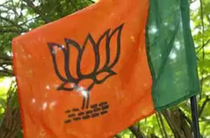 Dehradun समारोह में भाजपा महिला मोर्चा की राष्ट्रीय महामंत्री दीप्ति रावत बोलीं