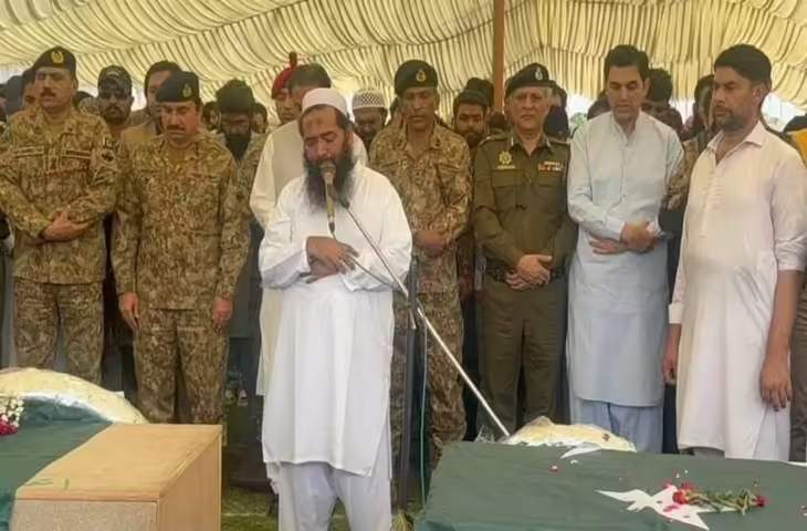 पहले रोता था, अब धमकाता है! इस पाक आतंकी ने भारत को दी नयी धमकी,&nbsp;बोला- &lsquo;50 साल भूल नहीं पाओगे&rsquo;