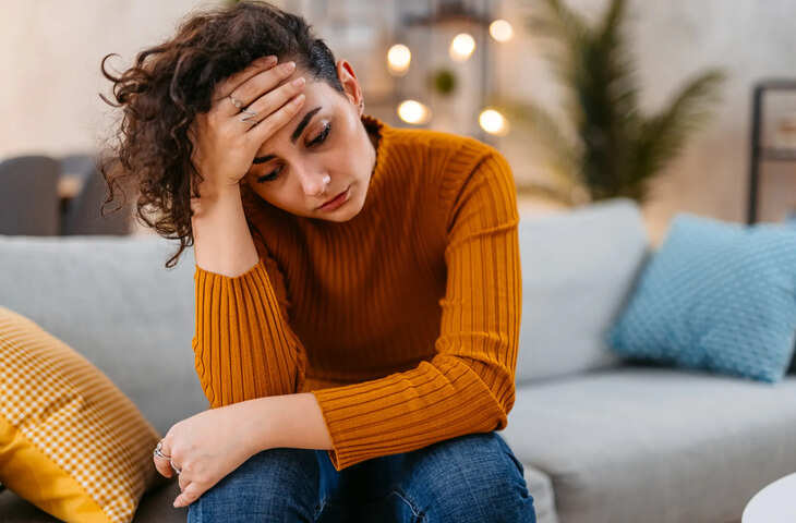क्या आपको भी हो रहे हैं बार-बार पिंपल्स और पाचन की समस्या? ये हो सकते हैं बढ़ते स्ट्रेस के खतरनाक लक्षण, जानें बचाव के तरीके