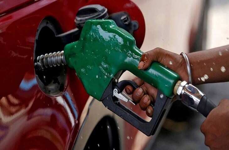 Petrol-Diesel Price: आम जनता को झटका! पेट्रोल-डीजल में भारी बढ़ोतरी की आशंका, जाने आज के ताजा रेट&nbsp;