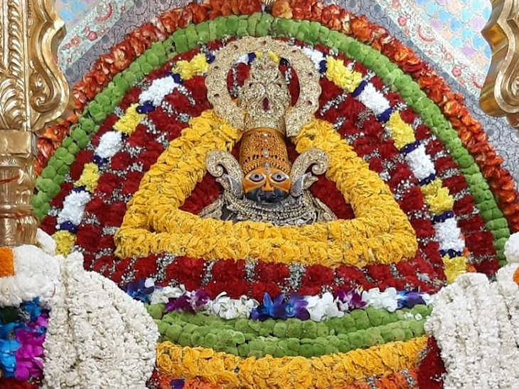 recite khatu shyam chalisa during puja today 
