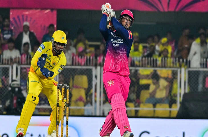 RR vs CSK: राजस्थान के तेज़ गेंदबाजों ने धूम मचाई, वैभव सूर्यवंशी की शानदार बल्लेबाजी से चेन्नई को भारी शिकस्त​​​​​​​
