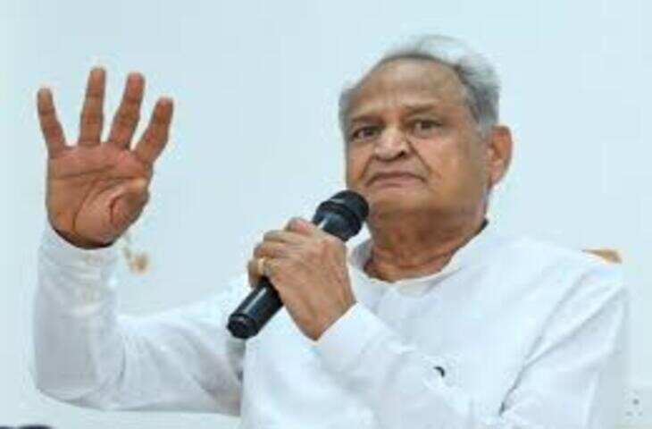 अशोक गहलोत की मुख्यमंत्री भजनलाल शर्मा को चिट्ठी, न्यूनतम मजदूरी बढ़ाने पर दिए 5 सुझाव