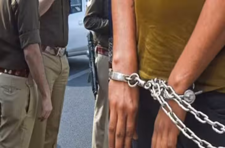पिता ही निकला बेटे का कातिल: साथी के साथ मिलकर 38 साल के बेटे की हत्या, कंटेनर में मिली लाश