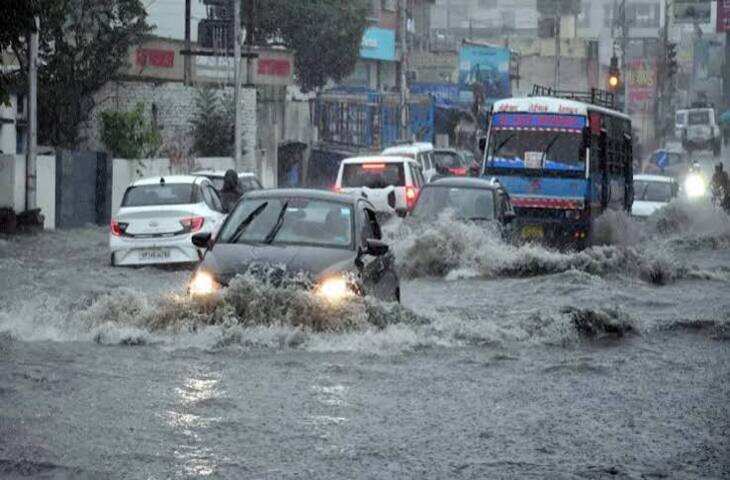 Uttarakhand Weather Forecast: भारी बारिश का रेड अलर्ट, चारधाम यात्रा 27 सितंबर तक स्थगित; सुरक्षित स्थानों पर रोके गए यात्री