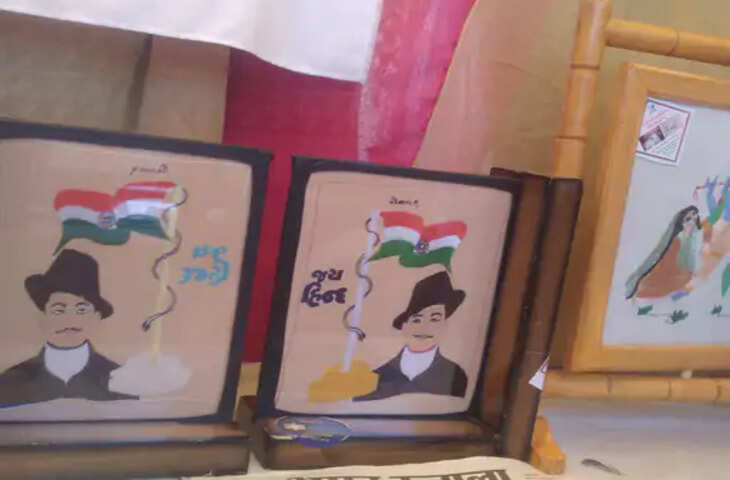 Manali कुल्लू शिल्प बाजार में चंबा के रूमाल की छाया : दयावंती 70 के दशक से संजो रही है