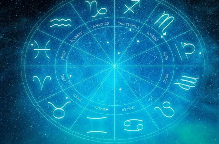 Horoscope Shukra Gochar 2026: मंगल के नक्षत्र में शुक्र का गोचर, इन 5 राशियों की बदलेगी किस्मत; धन-प्रेम और करियर में मिल सकता है लाभ