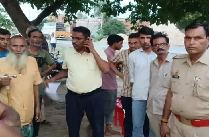 एटा में प्रशासन की बड़ी कार्रवाई: सैयद दरगाह के पास कब्रिस्तान की जमीन से हटाया गया अवैध अतिक्रमण