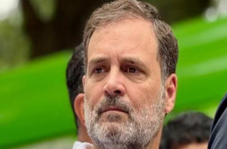 चुनाव आयोग के नोटिस पर राहुल गांधी का तीखा पलटवार, बोले - 'डेटा तो आयोग का है, मैं क्यों साइन करूं?'