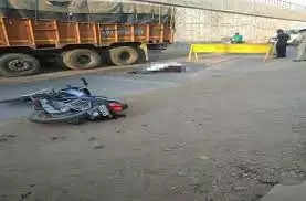 Manali  मनाली में ट्रक के टायर के नीचे कुचला गया युवक