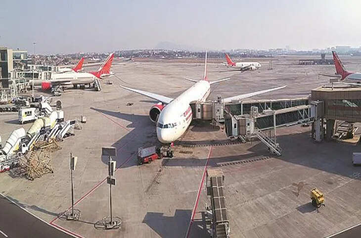 Raipur बिलासपुर-अंबिकापुर एयरपोर्ट विस्तार, सिंधिया से मिले सिंहदेव, महत्वपूर्ण शहरों में सीधी विमान सेवा देने का किया आग्रह