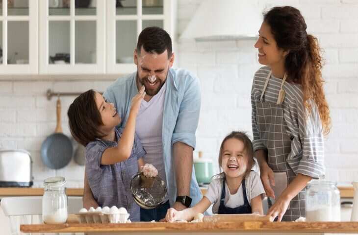 Vastu Shastra Tips: क्या घर में बढ़ रही है कलह और तनाव? सकारात्मक ऊर्जा के लिए आज ही करें ये 6 वास्तु उपाय
