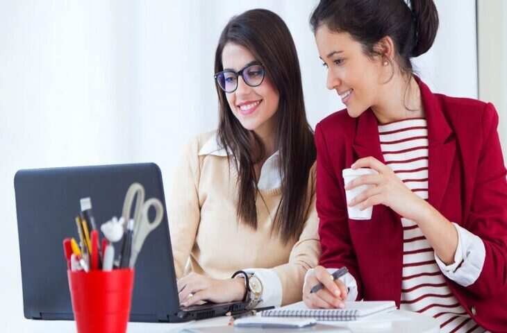 हाउसवाइफ रहकर बिज़नस फील्ड में बजाना चाहती है डंका तो बहुत काम आएगा ये वीडियो, मिलेंगे 18 टॉप बिज़नस आइडियाज&nbsp;