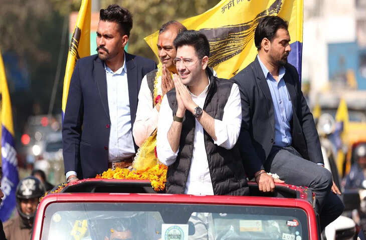 आम आदमी पार्टी के राज्यसभा सांसद राघव चड्ढा ने सोमवार को रोहिणी विधानसभा क्षेत्र में आम आदमी पार्टी के प्रत्याशी 