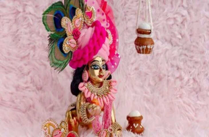 जन्माष्टमी पर घर ला रहे हैं लड्डू गोपाल? जानें स्थापना से शयन तक संपूर्ण पूजा विधि और जरूरी वास्तु नियम