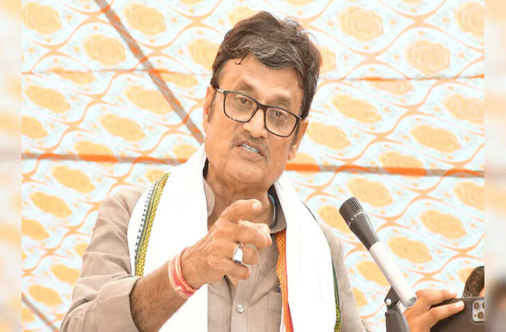 राजेंद्र राठौड़ का तंज, बोले- टीकाराम जूली और डोटासरा जमीनी नेता, उनके क्षेत्रों में भूमि की भारी लूट हुई