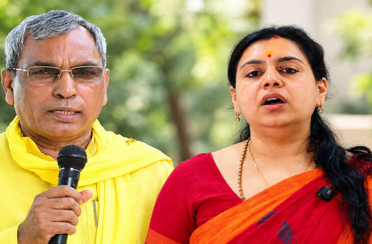 पूर्व IAS दिव्या मित्तल की राजनीति में एंट्री, बोलीं- किसी दल के साथ नहीं, जनता के साथ करूंगी राजनीति