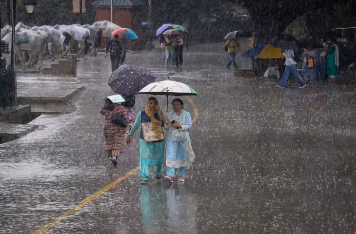 बिहार में मानसून की रफ्तार धीमी, 27 दिनों में 56% कम बारिश; कई जिलों में सूखे जैसे हालात