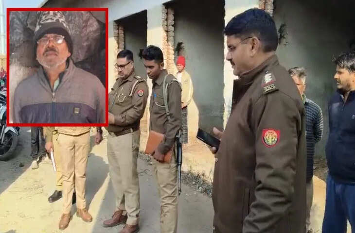 उत्तर प्रदेश के संभल जिले में एक हैरान करने वाली घटना सामने आई है। पुलिस और परिवार के बीच गलत पहचान के कारण एक युवक का अंतिम संस्कार कर दिया गया। लेकिन, जिसे मरा हुआ समझकर अंतिम संस्कार कर दिया गया था, वह जिंदा मिला। मंगलवार, 13 जनवरी को पुलिस को वह जिंदा मिला। अब पुलिस के सामने सबसे बड़ा सवाल यह है कि यह बेरहमी से की गई हत्या किसकी थी।  यह घटना 24 दिसंबर की है। संभल के बहजोई थाना क्षेत्र के चांदनी चौक खंडार मार्केट में एक युवक का शव मिला। युवक की हत्या ईंट से सिर कुचलकर की गई थी। उसके सिर के पिछले हिस्से पर गहरे घाव थे। शव के पास मिले बैग, हाथ पर बने टैटू और उसकी लंबाई के आधार पर शव की पहचान गोलागंज निवासी सुशील कुमार के रूप में हुई।  परिवार के लोग मौके पर पहुंचे और पोस्टमॉर्टम के बाद काली मंदिर श्मशान घाट पर शव का अंतिम संस्कार कर दिया गया। इसी बीच पुलिस को एक मुखबिर से सूचना मिली कि सुशील जिंदा है। मंगलवार को पुलिस को वह एक चौराहे पर मिला। अब पुलिस इस बात की जांच कर रही है कि जिस युवक की हत्या हुई, वह कौन था।  संभल पुलिस ने इस गलती के बारे में क्या कहा?  संभल पुलिस का कहना है कि वे इस बात की जांच कर रहे हैं कि सुशील की जगह किसकी बॉडी का अंतिम संस्कार किया गया। मृतक की हत्या किसने की? पुलिस यह भी जांच कर रही है कि क्या सुशील ने खुद अपने फायदे के लिए अपनी मौत का नाटक किया और किसी और की हत्या करके उसका अंतिम संस्कार करवा दिया। पुलिस सुशील से पूछताछ करेगी।  संभल ASP अनुकृति शर्मा ने कहा कि इस मामले में बॉडी की पहचान गलती से हो गई थी। जिस युवक को मृत घोषित किया गया था, वह जिंदा मिला है। अब अज्ञात बॉडी की पहचान और हत्या की जांच की जा रही है।