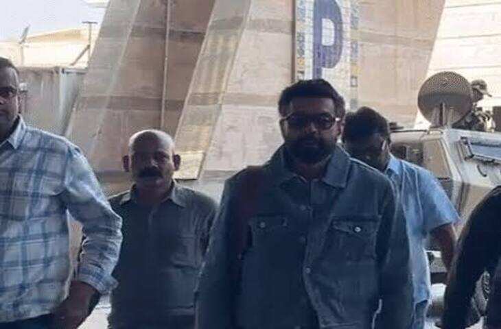 &lsquo;आश्रम 4&rsquo; की शूटिंग पूरी कर जयपुर से मुंबई रवाना हुए बॉबी देओल, बाबा निराला के लुक में वायरल हुए वीडियो