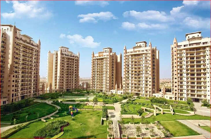 नोएडा स्पोर्ट्स सिटी प्रोजेक्ट में बड़ी राहत, रुकी परियोजनाओं के नक्शों पर लगी रोक हटाई गई