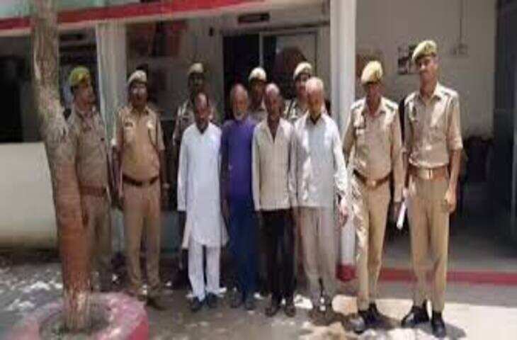 जालौन में पुलिस की बड़ी सफलता: तीन अंतरजनपदीय चोर गिरफ्तार, चोरी के मामलों का खुलासा