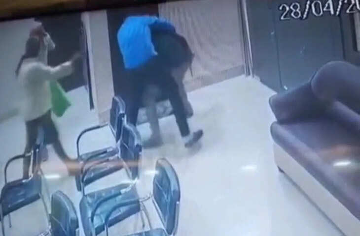 भागलपुर में दिनदहाड़े फायरिंग से हड़कंप: नगर परिषद कार्यालय में ईओ की मौत, सभापति गंभीर रूप से घायल