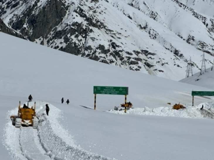 Jammu-Kashmir: बांदीपोरा-गुरेज रोड 2 महीने बाद फिर से यातायात के लिए खुला