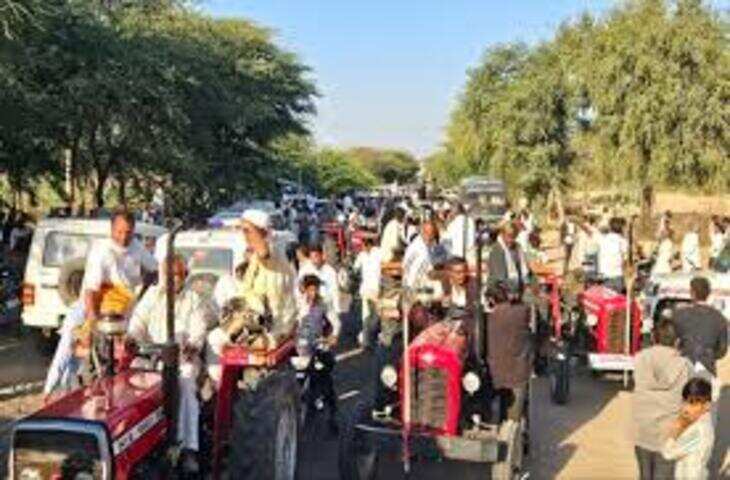 गुड़ामालानी हाईवे पर किसानों में दिखा आक्रोश, यातायात ठप, कलेक्ट्रेट घेराव की चेतावनी दी