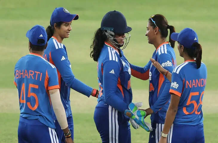IND vs HK: मंधाना के आगे पस्त हुआ हांगकांग, भारत ने 137 रन की बड़ी जीत के साथ मारी सेमीफाइनल में एंट्री