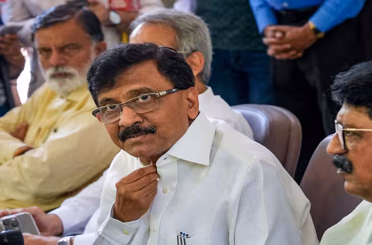 जंतर-मंतर छात्र आंदोलन के बाद युवाओं पर फोकस, BJP-कांग्रेस ने तेज की युवा वोटरों को साधने की कवायद