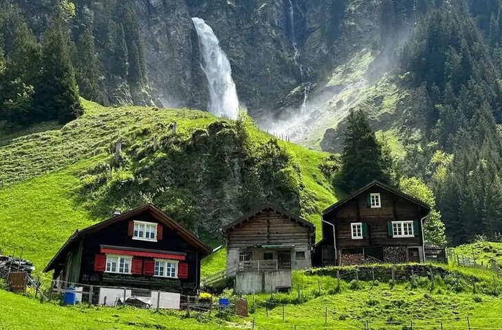 Travel Guide: भारत में ही मिल जाएगा स्विट्जरलैंड जैसा नजारा! गर्मियों की छुट्टियों के लिए परफेक्ट है ये जगह