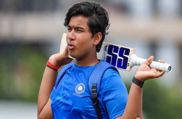 'क्या सच में&nbsp;वैभव सूर्यवंशी से सर्व कराई गई ड्रिंक्स ? दावे को लेकर&nbsp;मैनेजमेंट पर भड़के मोहम्मद कैफ&nbsp;